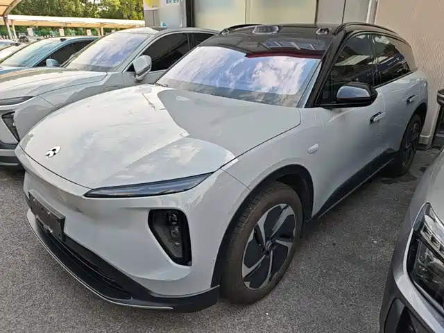 2024 Nio ES6