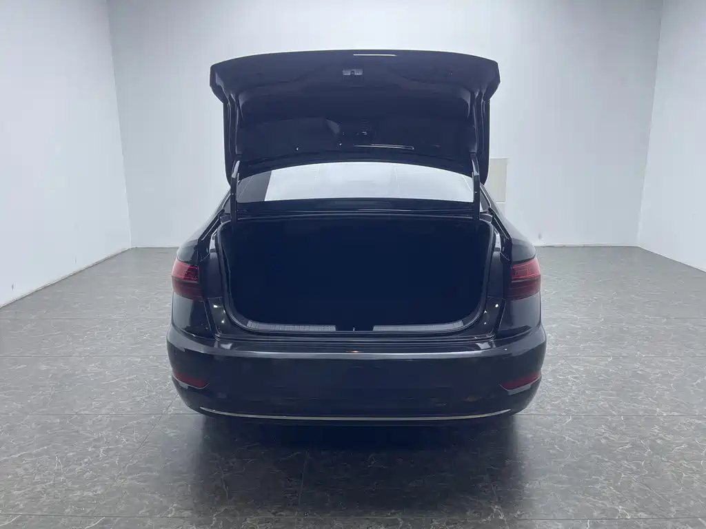 Volkswagen Sagitar — миниатюра 7