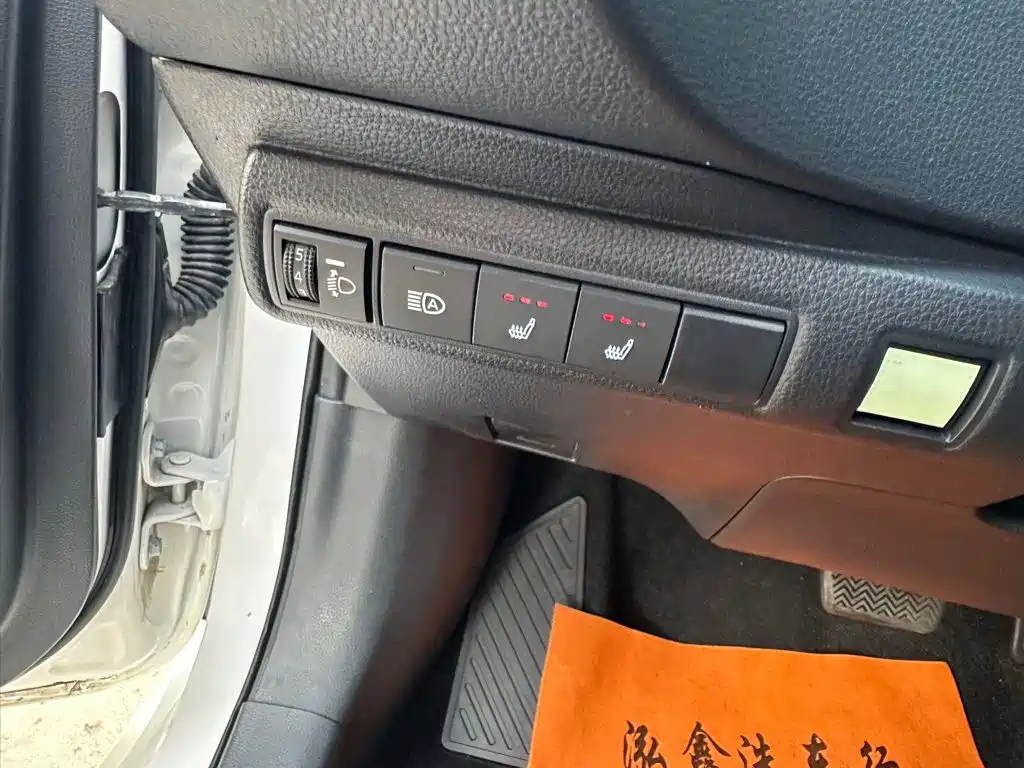 Toyota Corolla — миниатюра 11