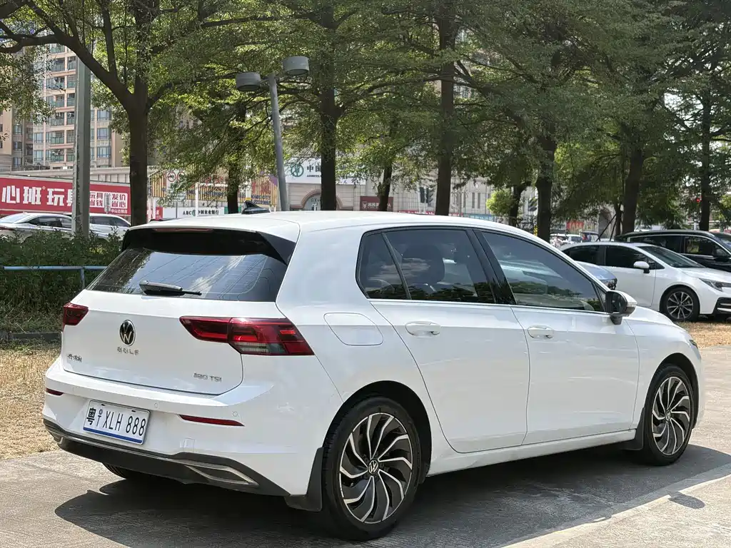 Volkswagen Golf — миниатюра 9