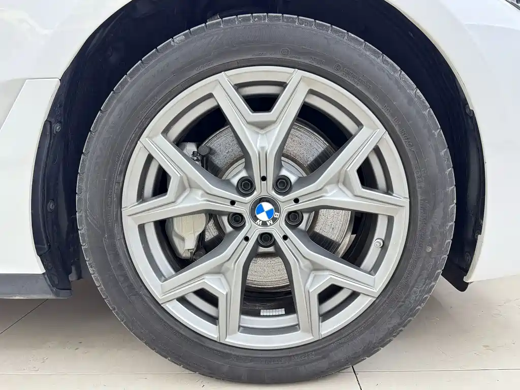 BMW i3 — миниатюра 10