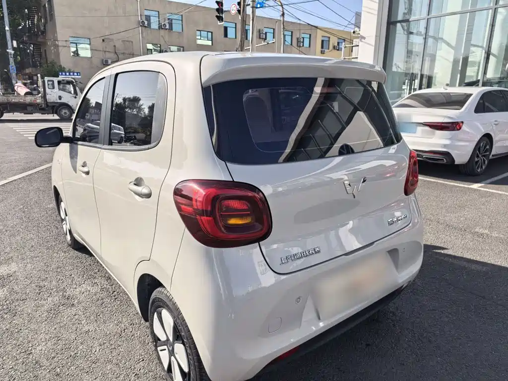 Wuling MINIEV — миниатюра 11