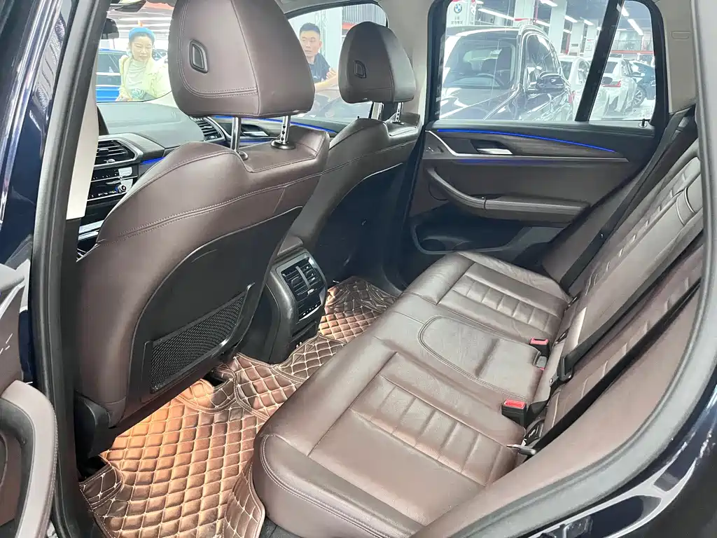 BMW X3 — миниатюра 9