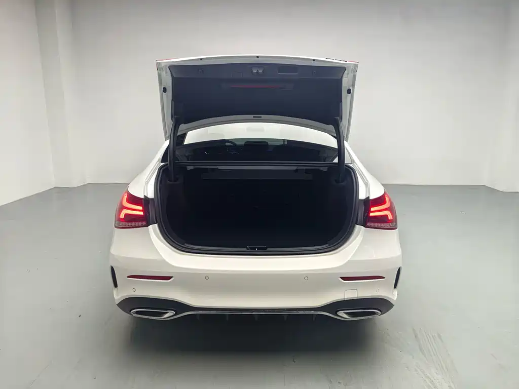 Mercedes-Benz A-Class — миниатюра 13