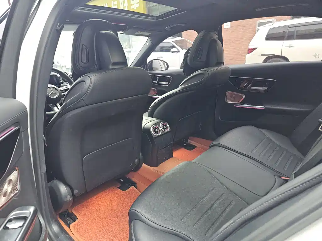 MERCEDES-BENZ C CLASS