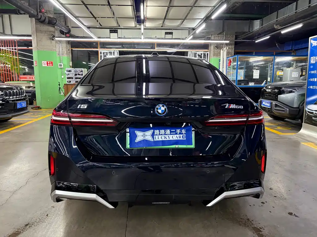 BMW i5 — миниатюра 5