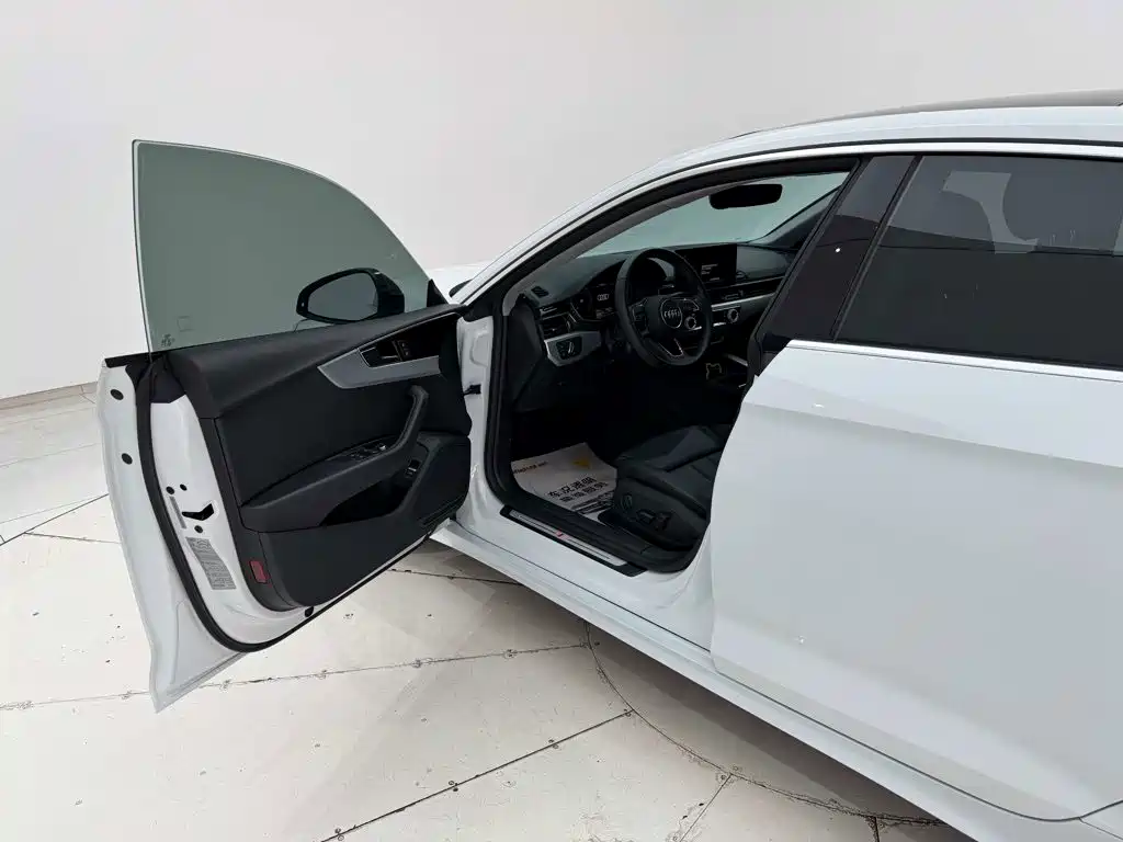 Audi A5 (Import) — миниатюра 24
