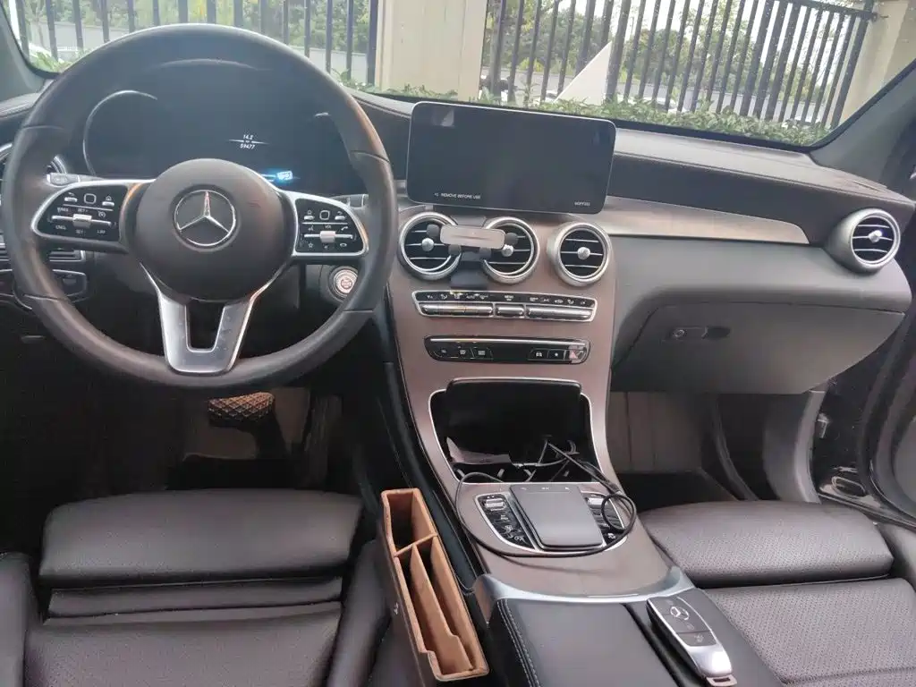 Mercedes-Benz GLC — миниатюра 10