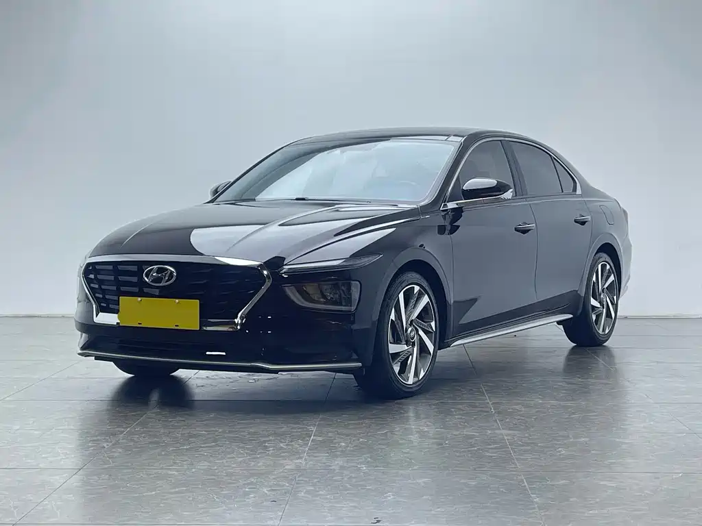 Hyundai Mistra