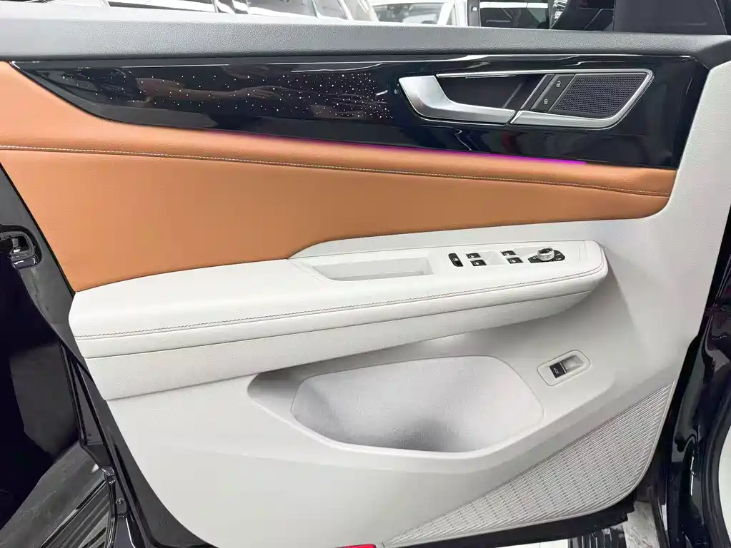Volkswagen Teramont — миниатюра 11