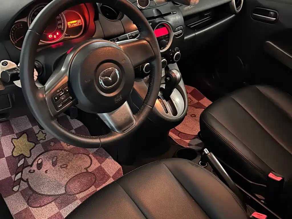 Mazda 2 — миниатюра 2