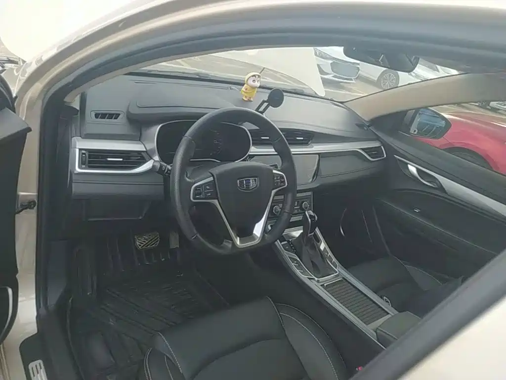 Geely Emgrand — миниатюра 10