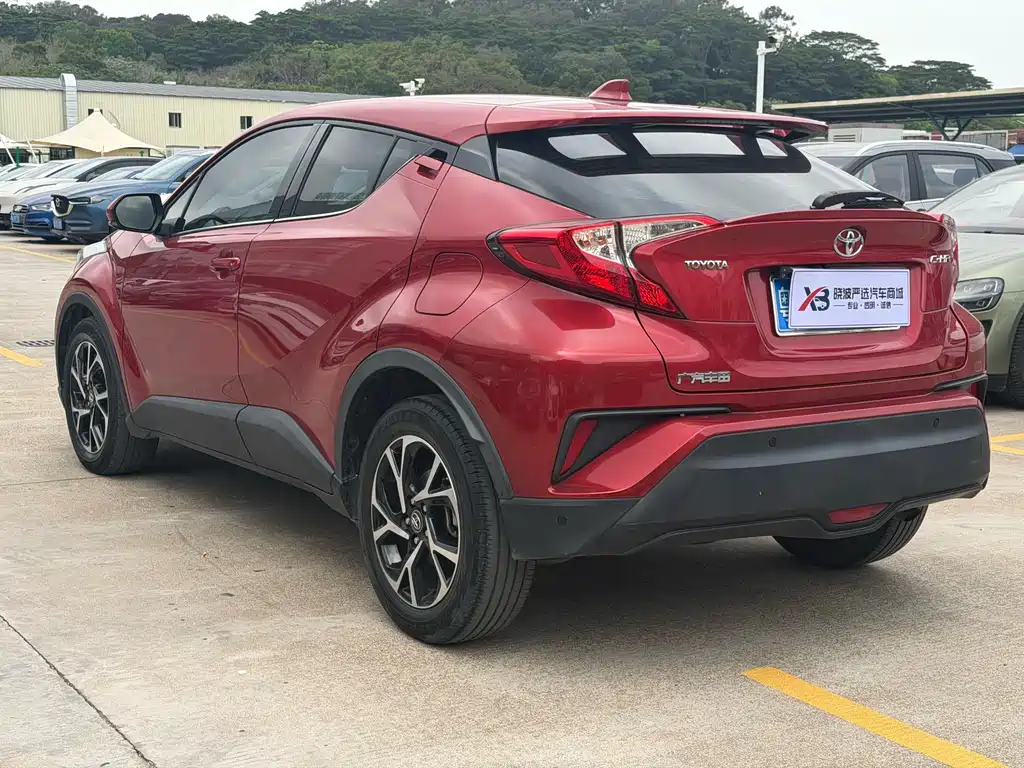 TOYOTA C HR