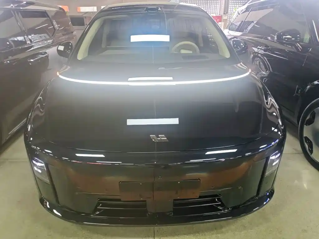 Li Auto Li i8 — миниатюра 3