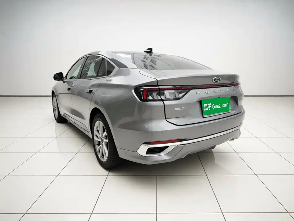 Ford Mondeo — миниатюра 4