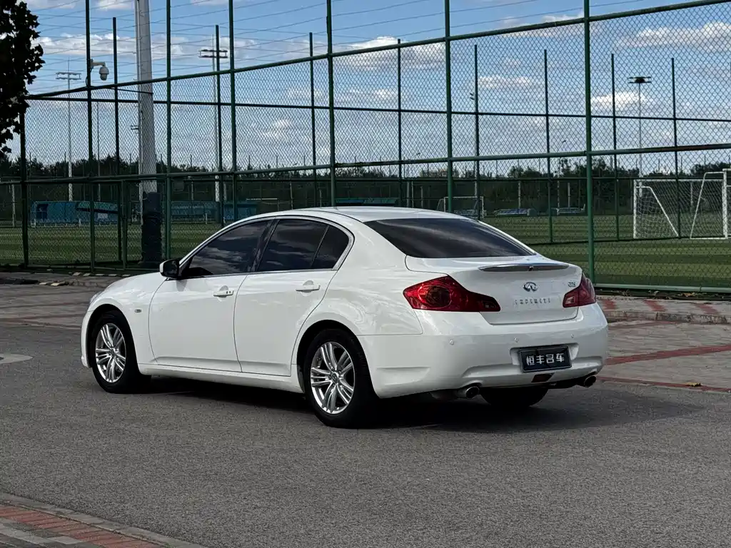 Infiniti G — миниатюра 4