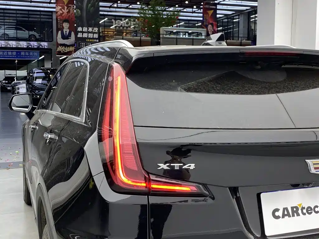 Cadillac XT4 — миниатюра 13