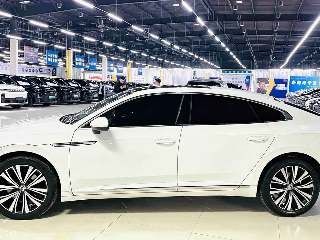 Volkswagen CC — миниатюра 5