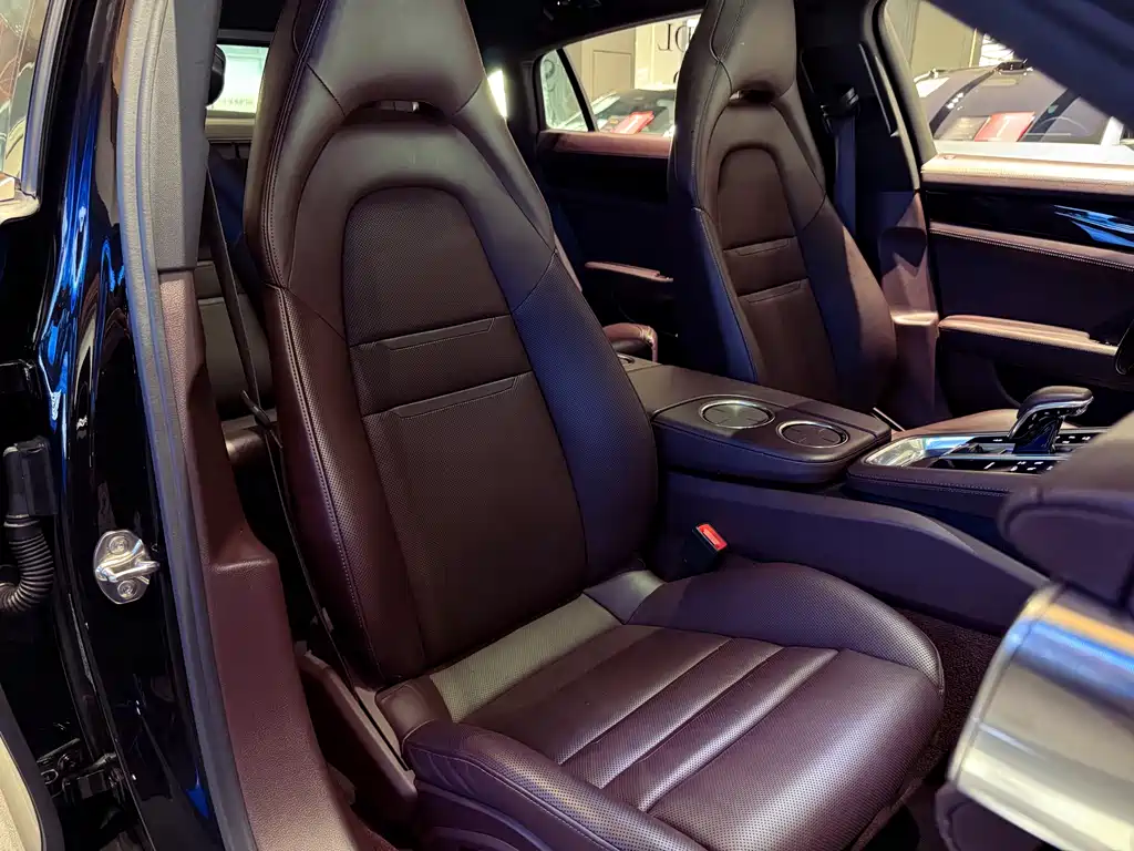 Porsche Panamera — миниатюра 14