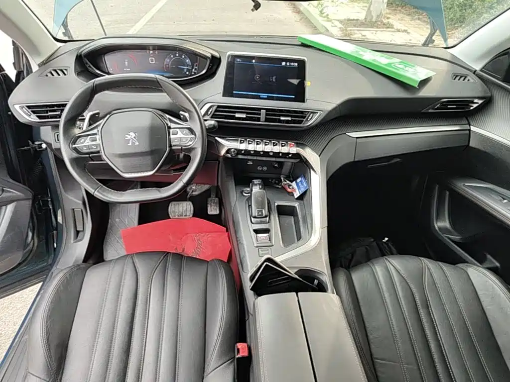 Peugeot 5008 — миниатюра 10