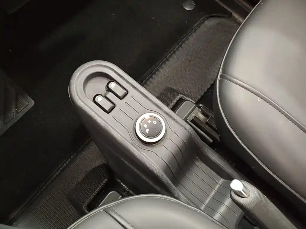 Wuling MINIEV — миниатюра 14