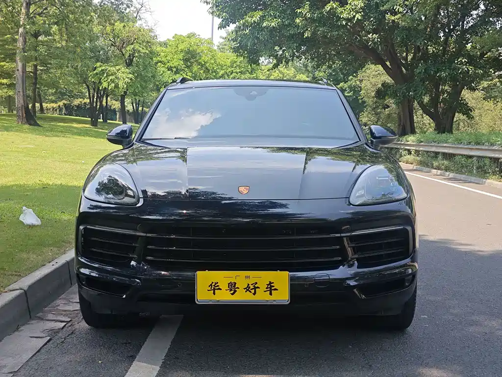 Porsche Cayenne — миниатюра 2