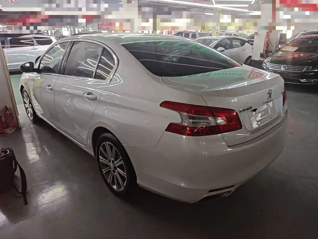 Peugeot 408 — миниатюра 5