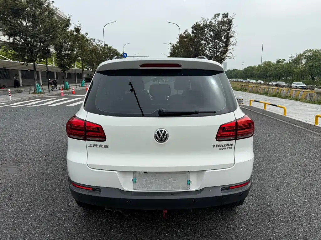 Volkswagen Tiguan — миниатюра 5