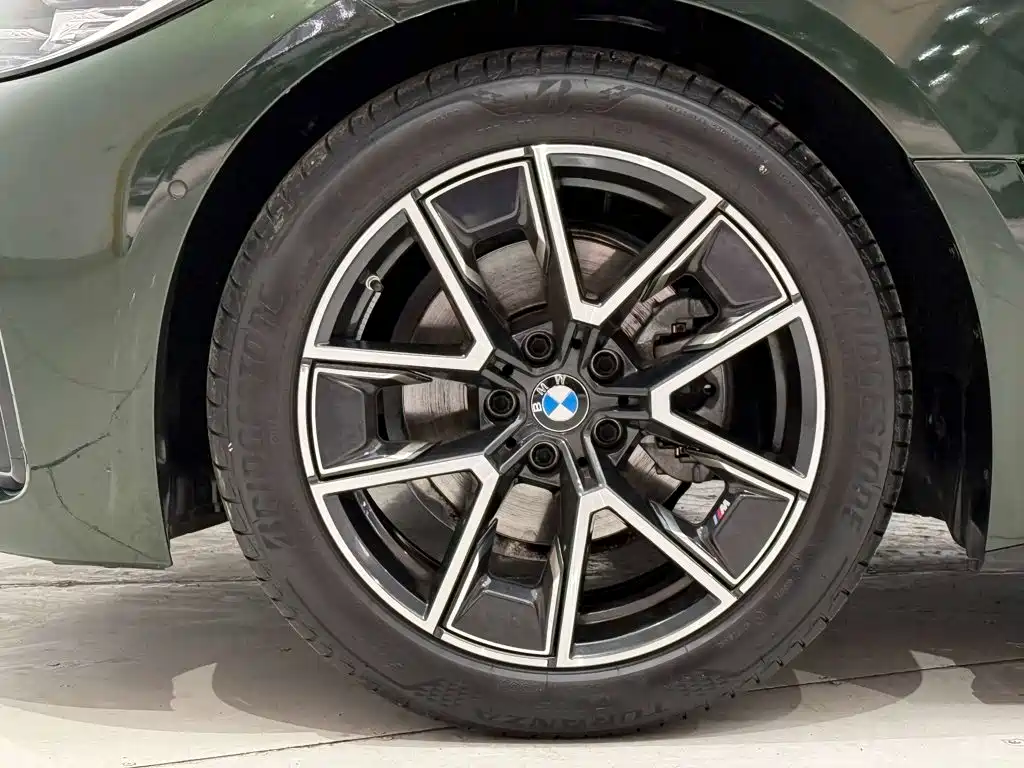 BMW 4 Series — миниатюра 11