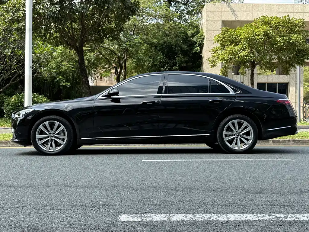 MERCEDES-BENZ S CLASS
