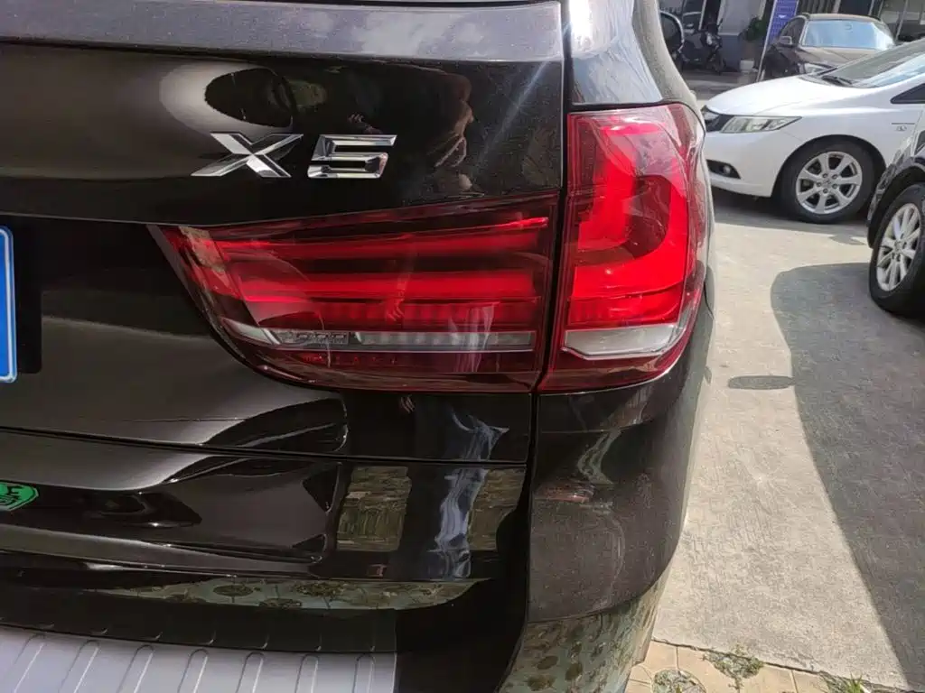 BMW X5 (Import) — миниатюра 8