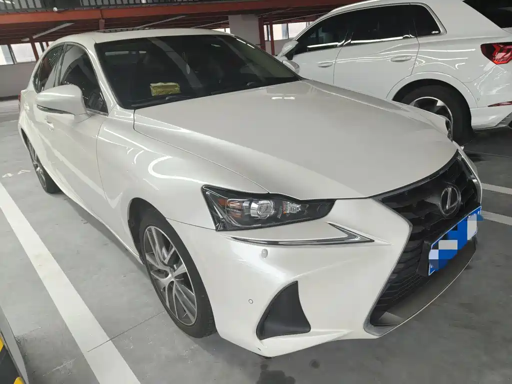 Lexus IS — миниатюра 3