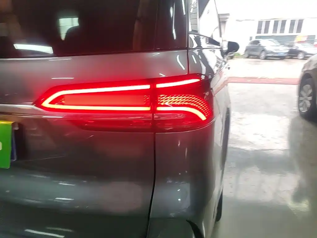 Roewe iMAX8 — миниатюра 8
