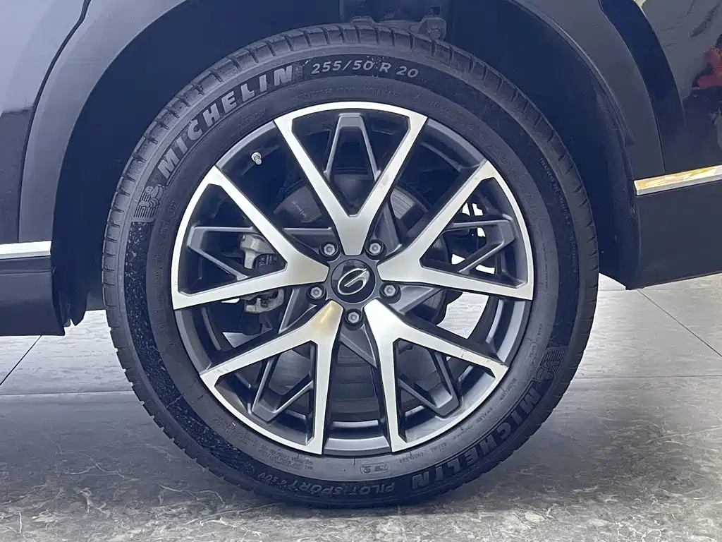 GAC Motor Trumpchi GS8 — миниатюра 12