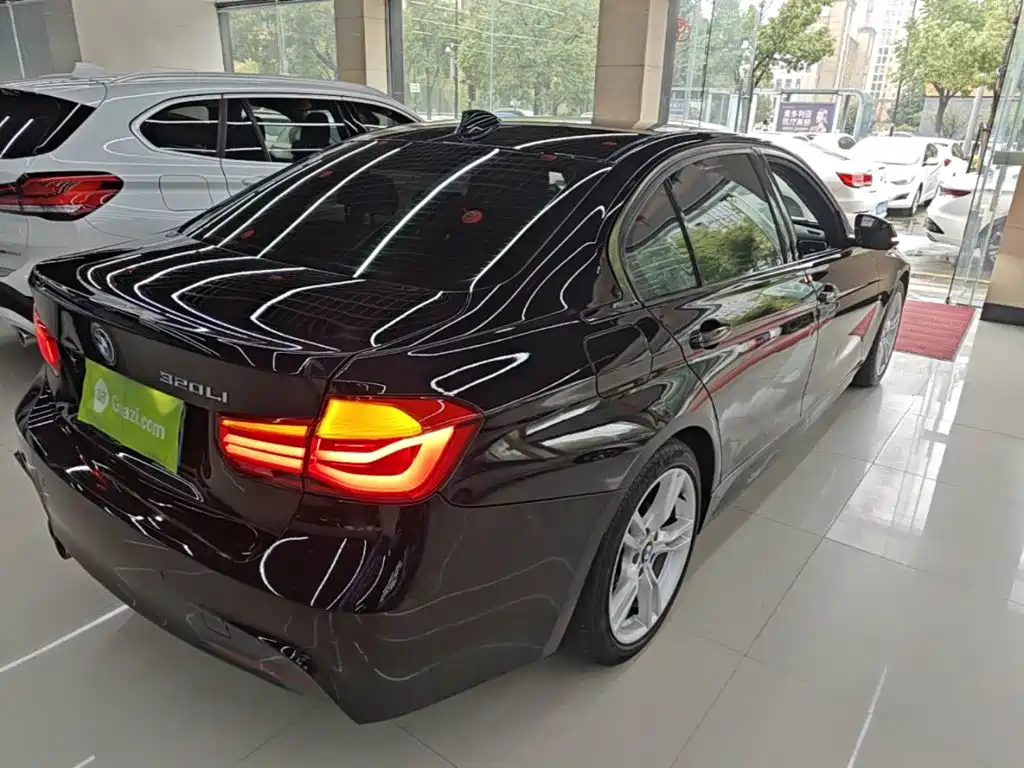 BMW 3 Series — миниатюра 7