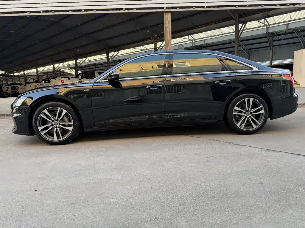Audi A6L — миниатюра 11