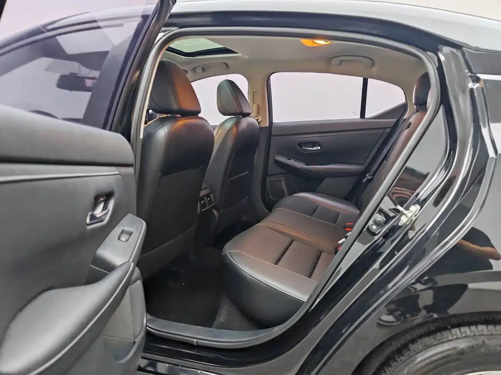 Nissan Sylphy — миниатюра 17