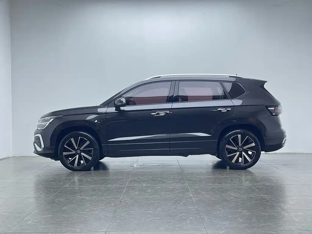 Volkswagen Tharu — миниатюра 6