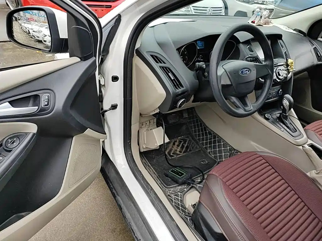 Ford Focus — миниатюра 16