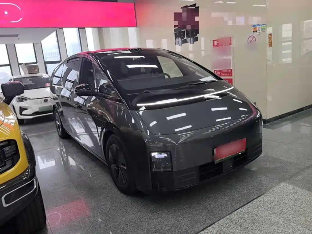 Li Auto Li MEGA — миниатюра 4