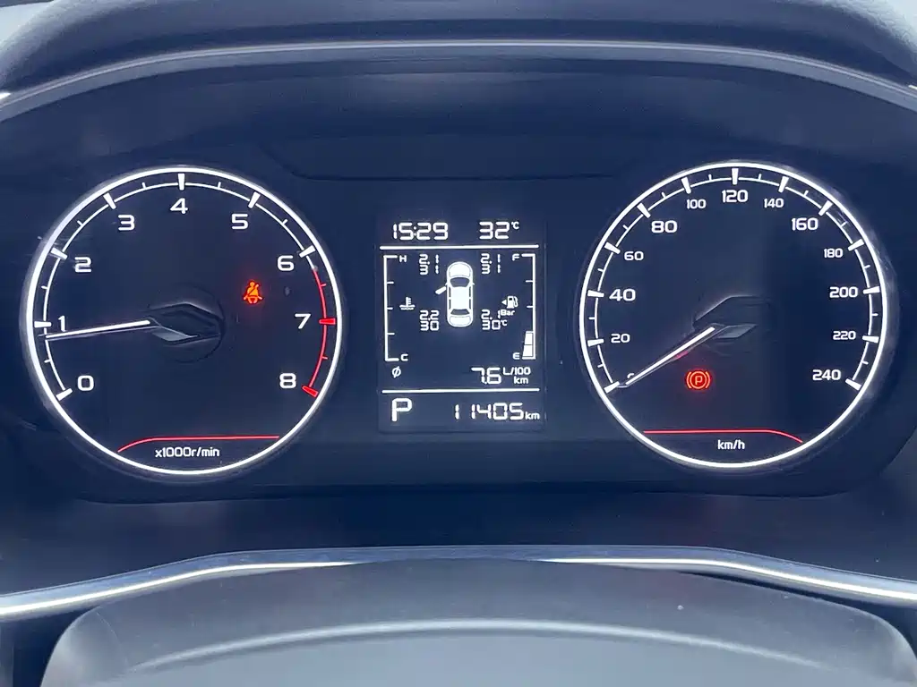 Geely Binyue — миниатюра 16