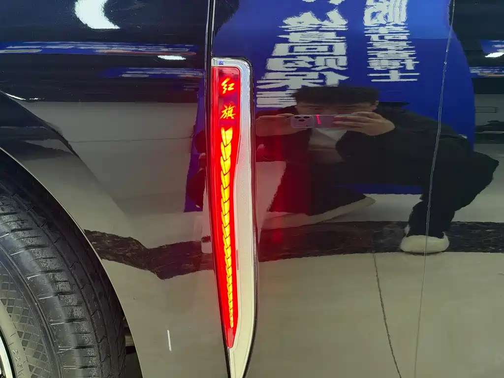 Hongqi Hongqi H5 — миниатюра 4