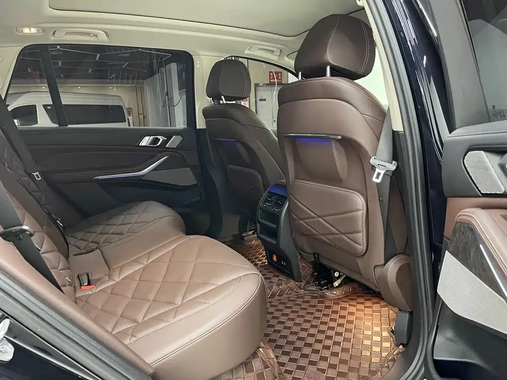 BMW X5 — миниатюра 13