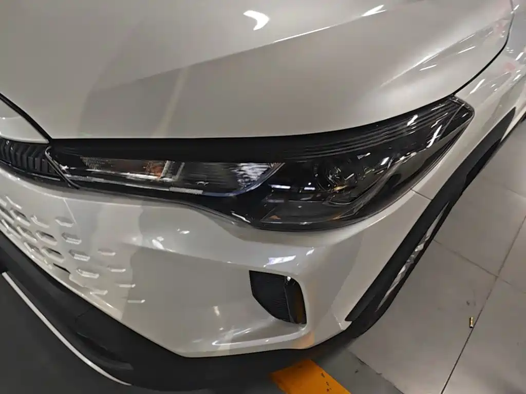 Toyota Corolla Cross — миниатюра 24