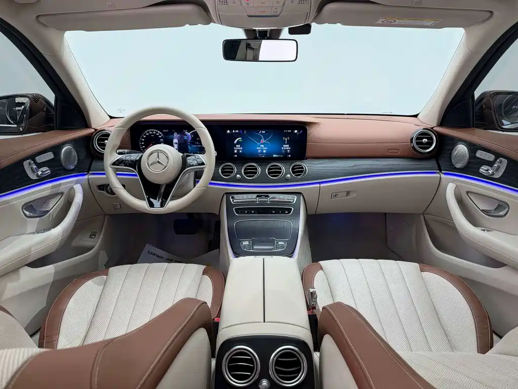 Mercedes-Benz E-Class — миниатюра 13