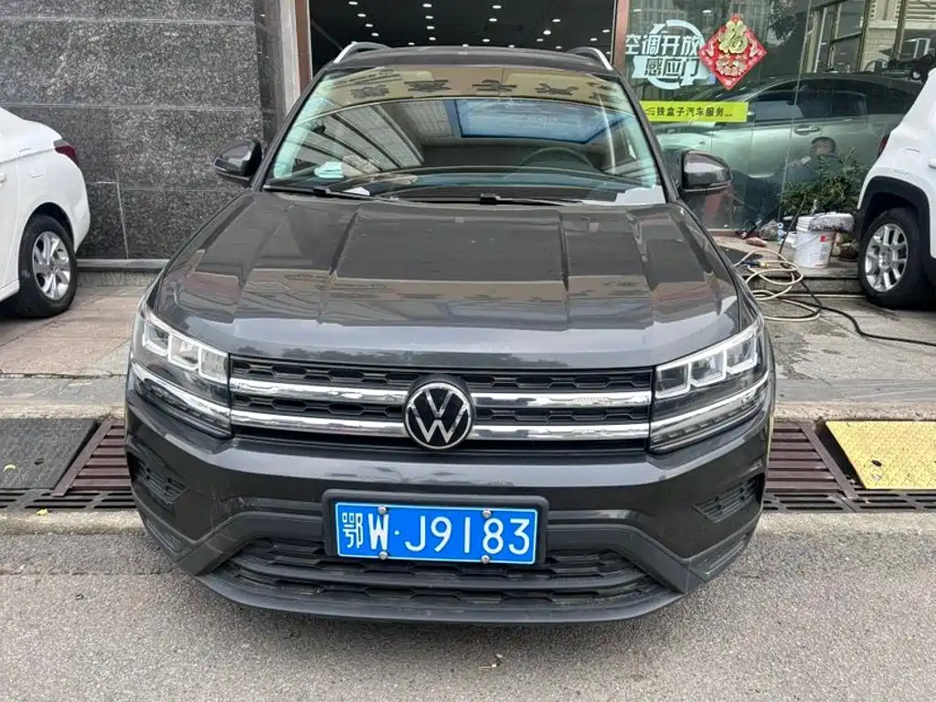 Volkswagen Tharu — миниатюра 2
