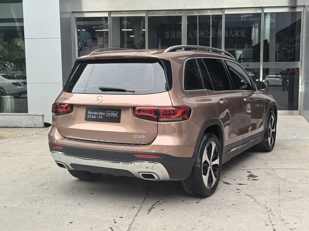 Mercedes-Benz GLB — миниатюра 6