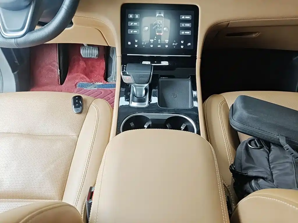 Li Auto Li ONE — миниатюра 14