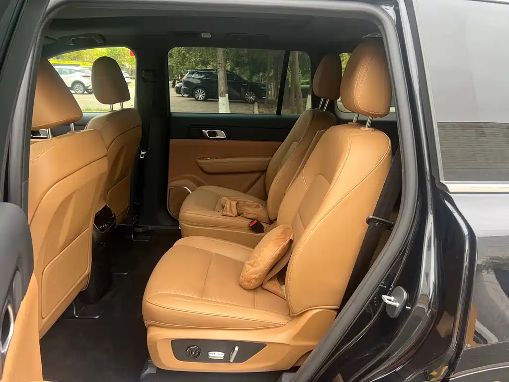 Li Auto Li ONE — миниатюра 9
