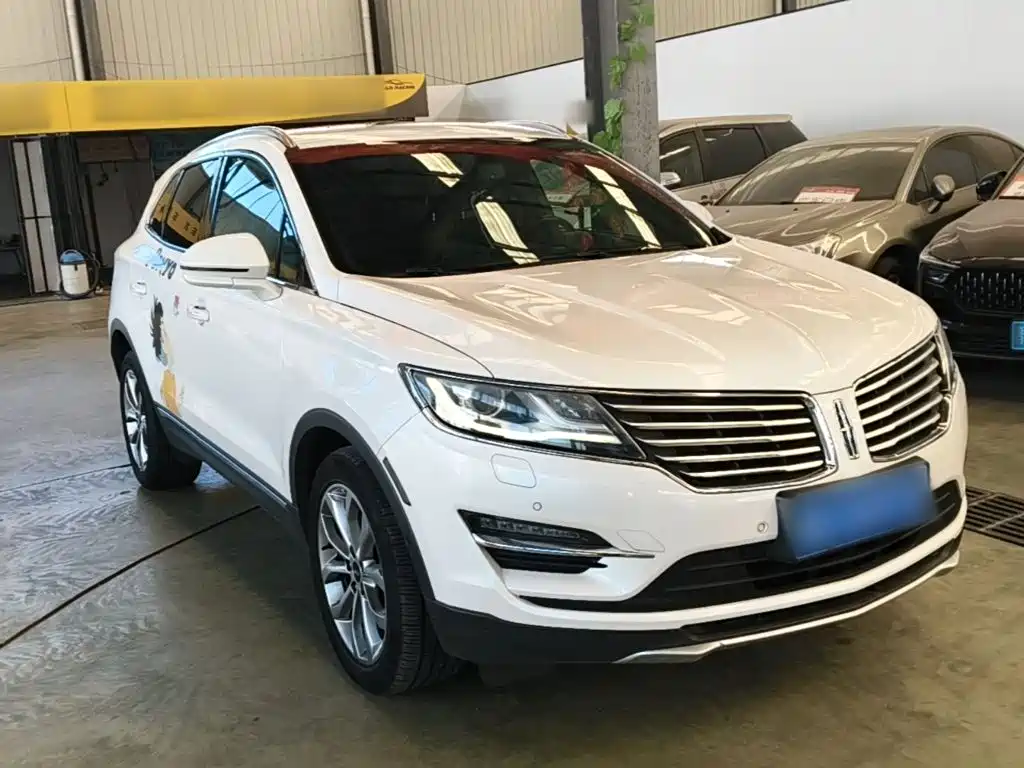 Lincoln MKC — миниатюра 4